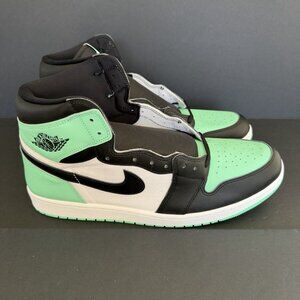 Air Jordan 1 Retro OG High Green Glow Size 17 NEW